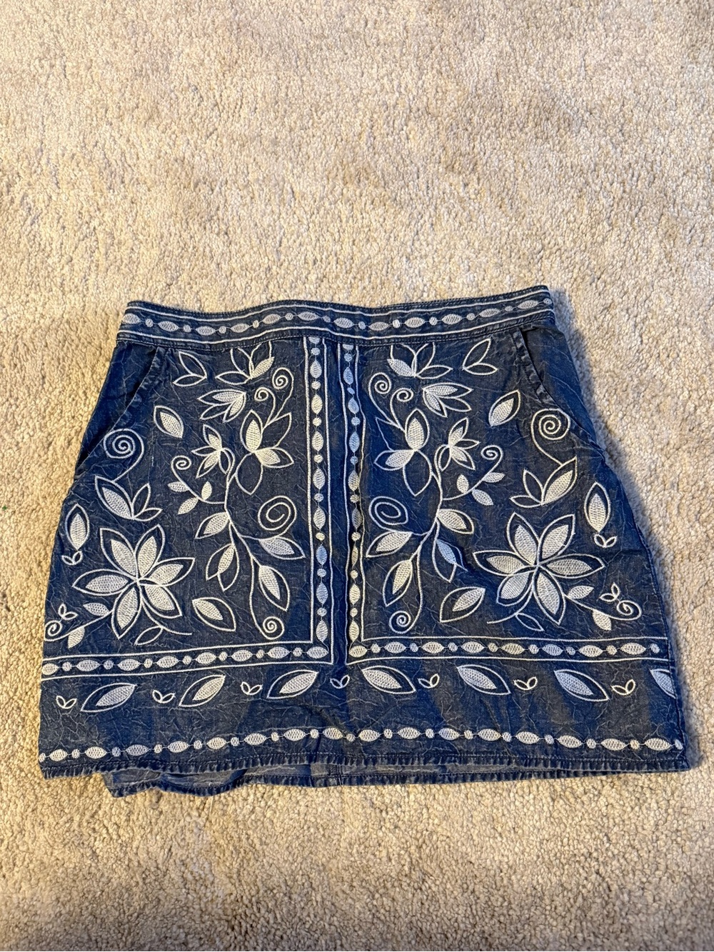 Nordstrom Chloe & Katie mini skirt